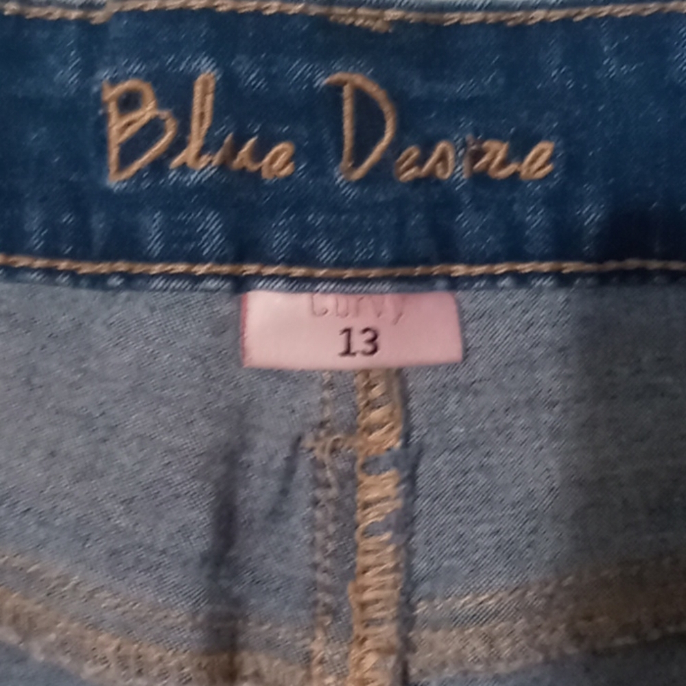 Blue desire - Picture 3 of 4